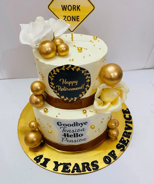 Pineapple cake real photograph 6