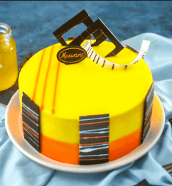Pina Colada cake real photograph 2