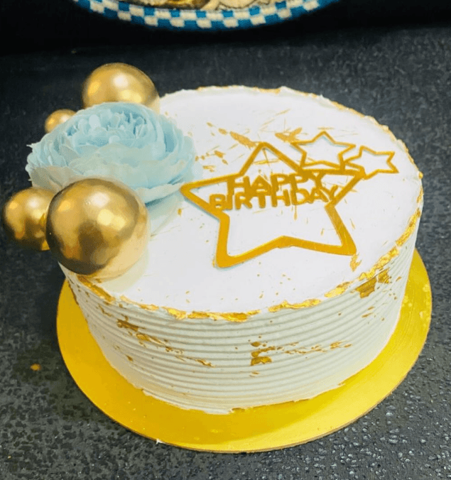 Mango cake real photograph 1